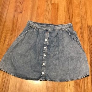 Light wash denim skirt